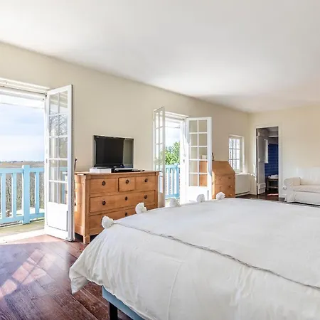 빌라 Sleeps 16 With Pool And Wifi
